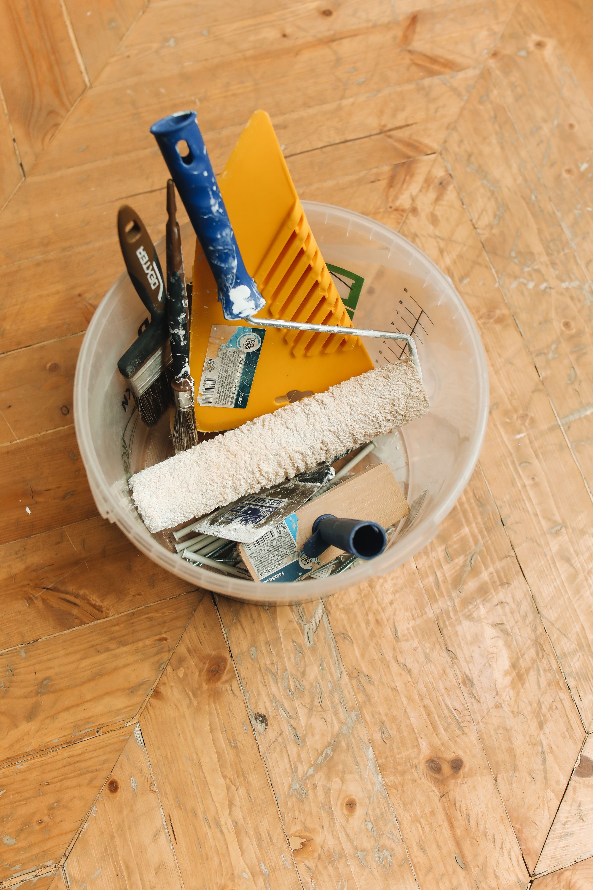 Floor polishing service